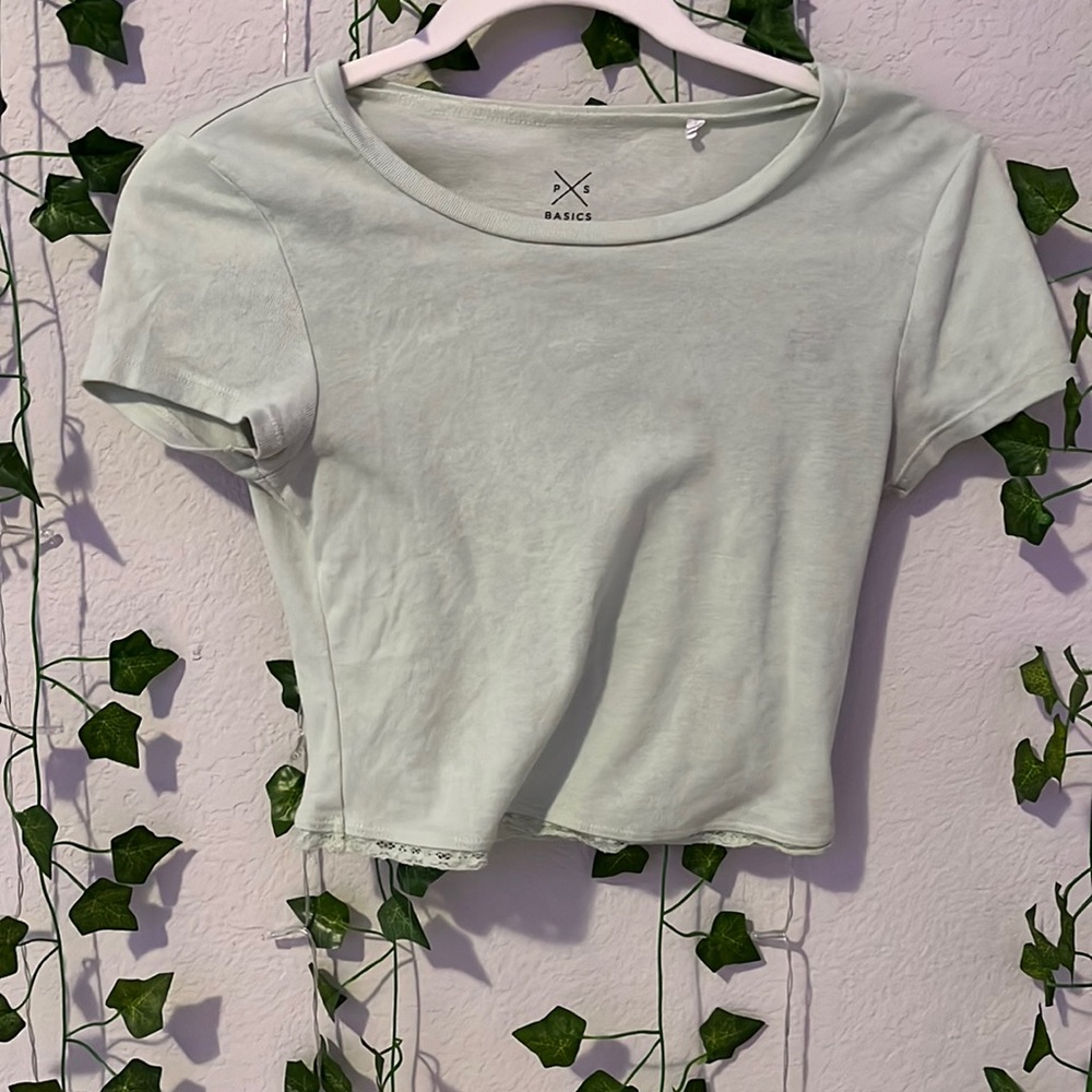 Basic green top
